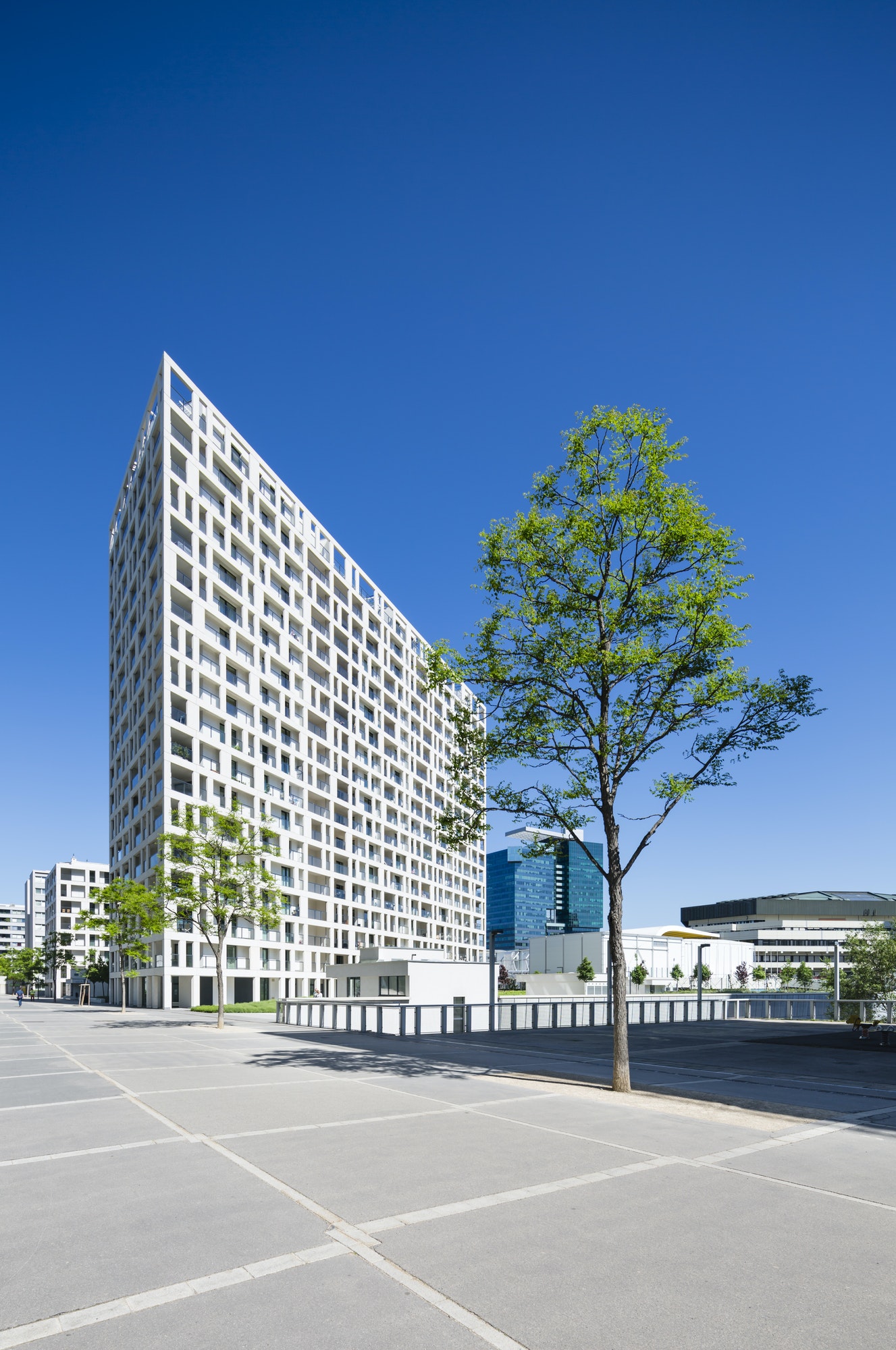 donau-city-appartment-building-in-vienna-austria.jpg